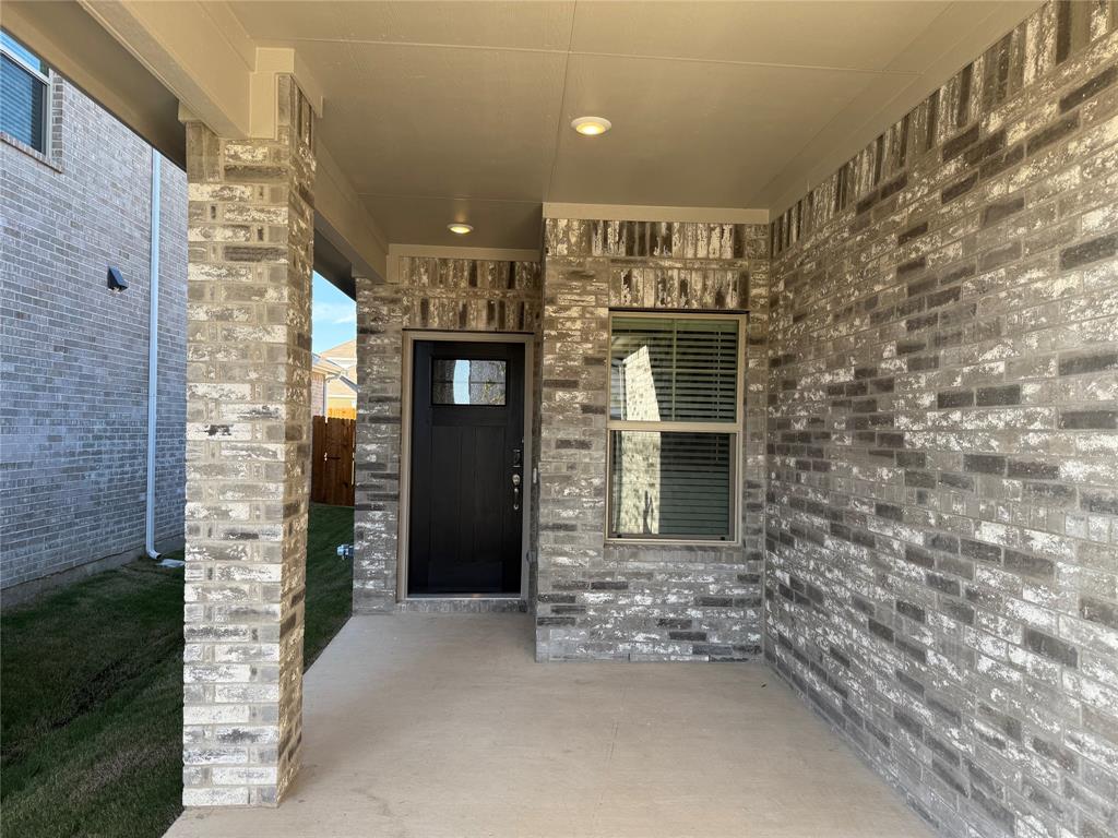 SIMPSON CROSSING PHASE 4 - Residential Lease