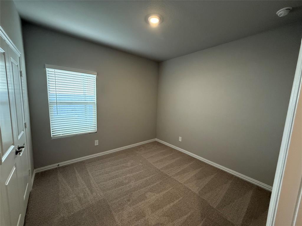 SIMPSON CROSSING PHASE 4 - Residential Lease