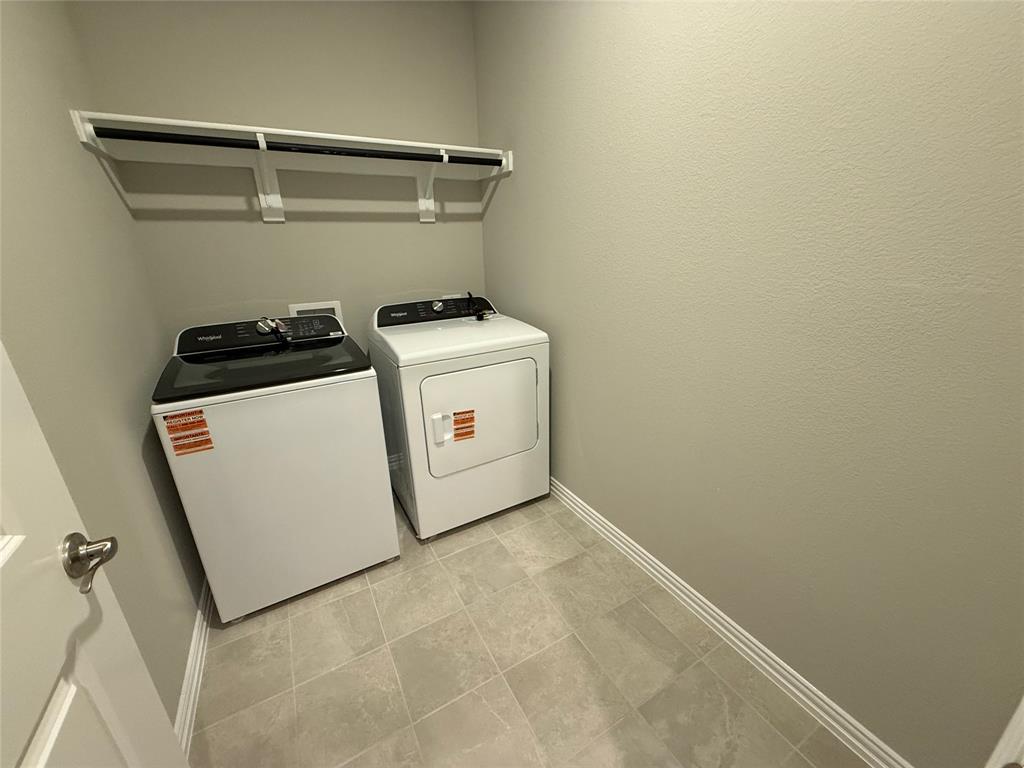 SIMPSON CROSSING PHASE 4 - Residential Lease