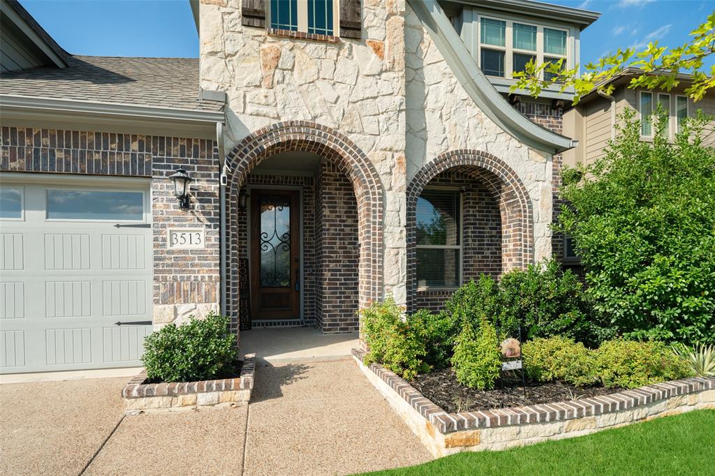 3513 Red Deer Lane