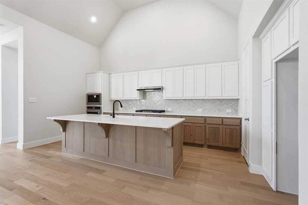 4306 Windy Point Road