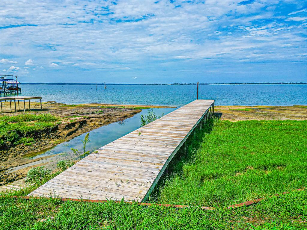 Peninsula Point - Land