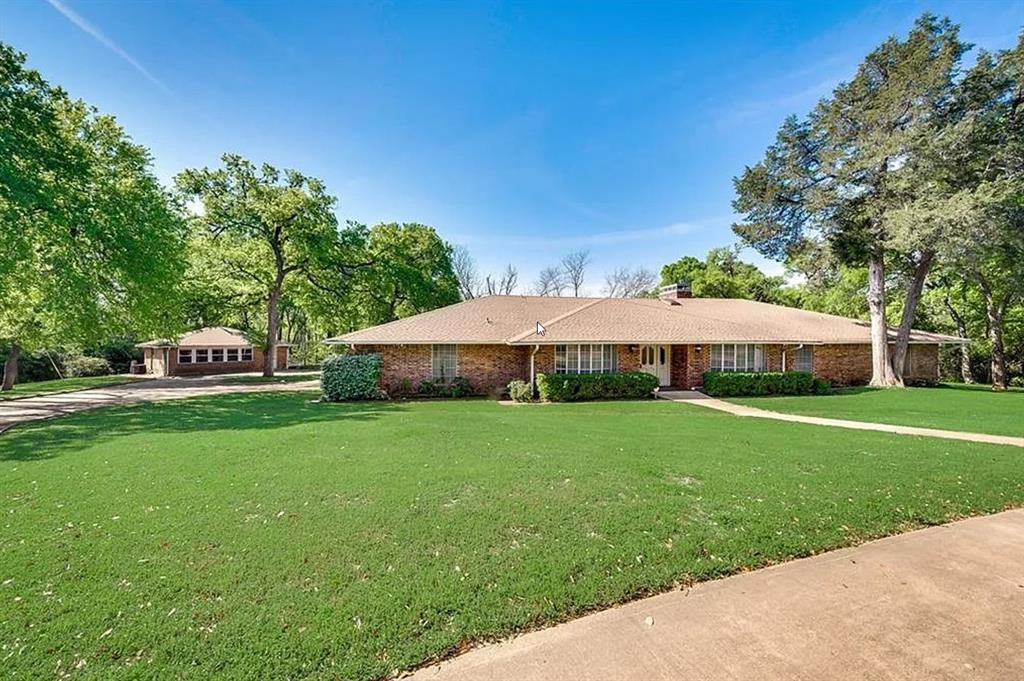 722 E Wheatland