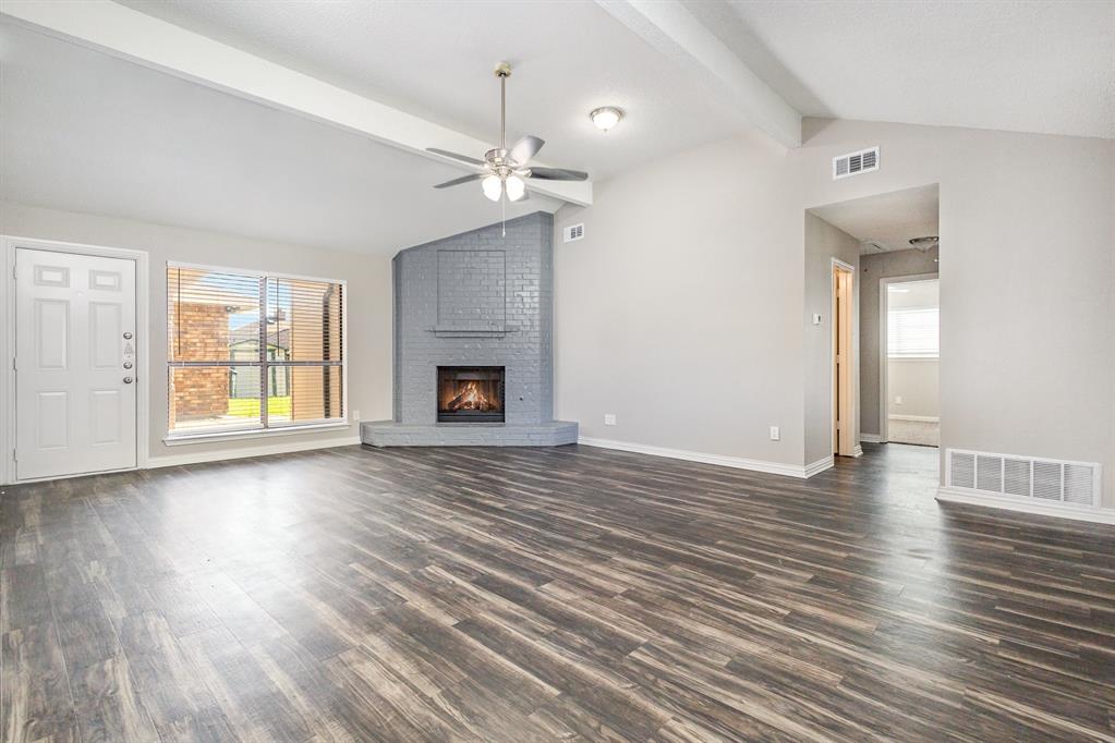 2111 Stein Way