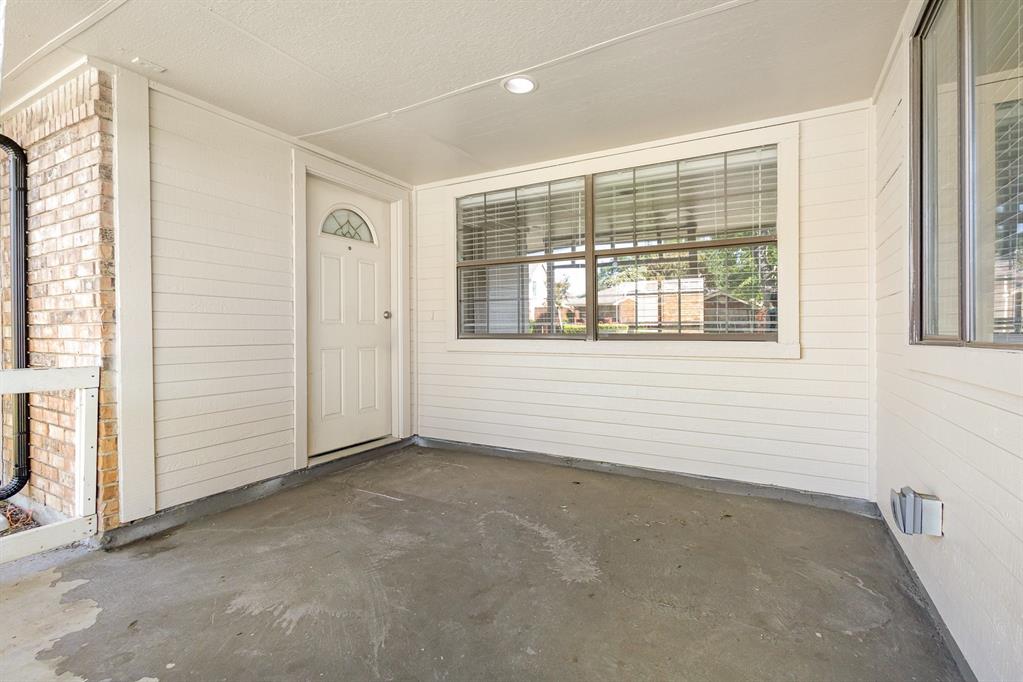 2111 Stein Way
