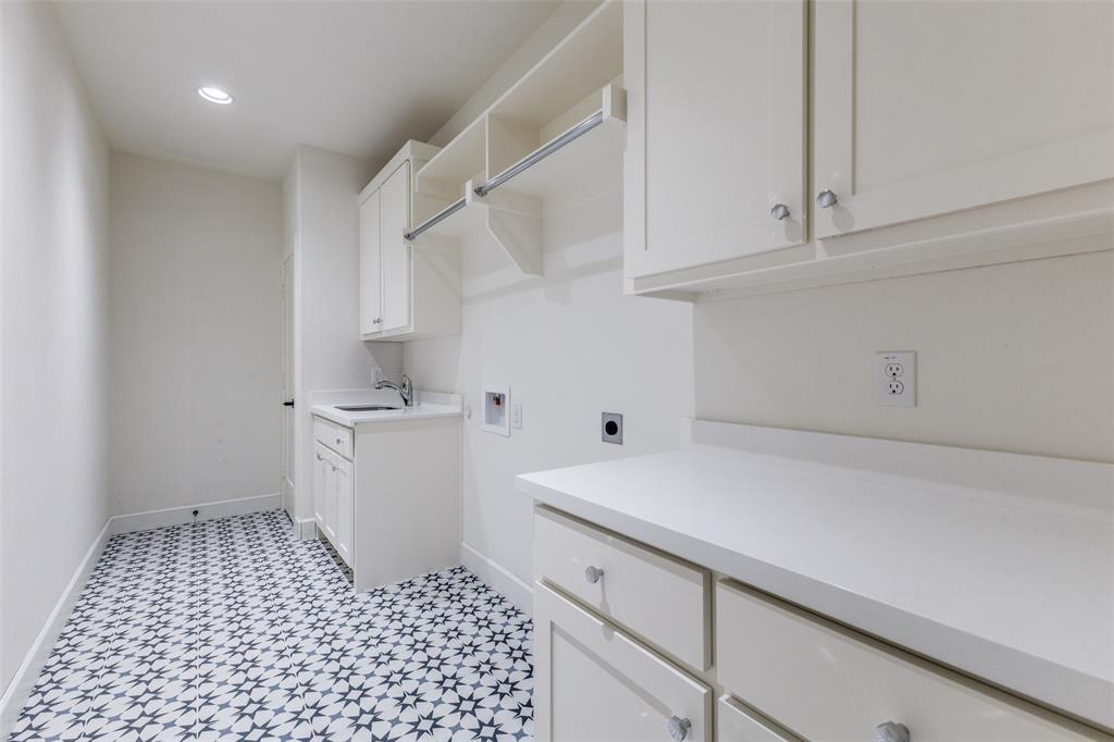 Caruth Hills 10 - Residential