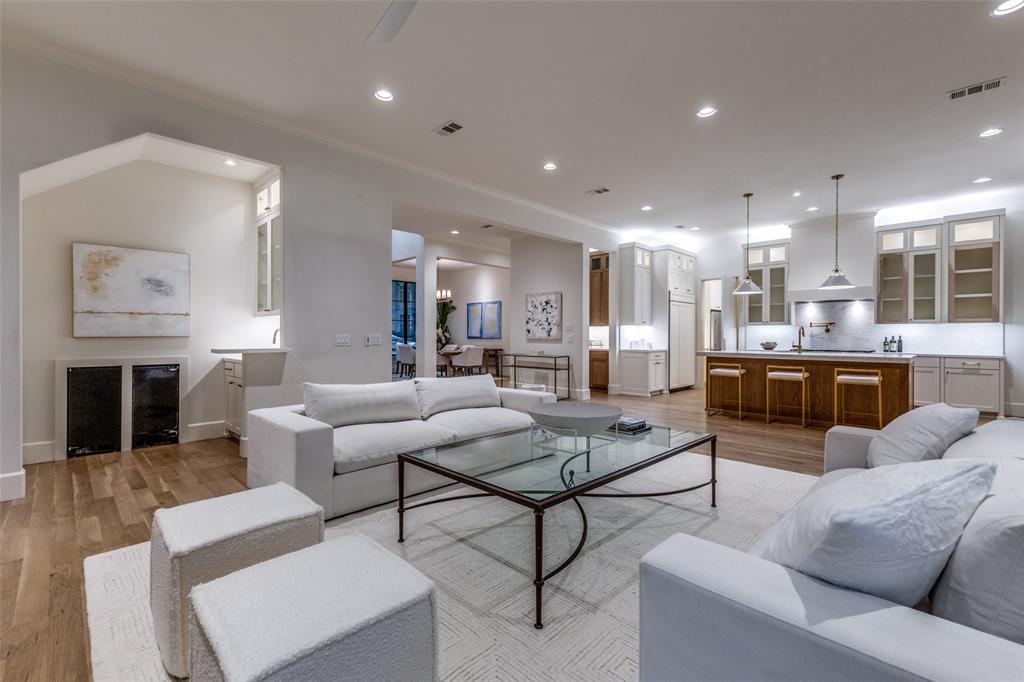 Caruth Hills 10 - Residential