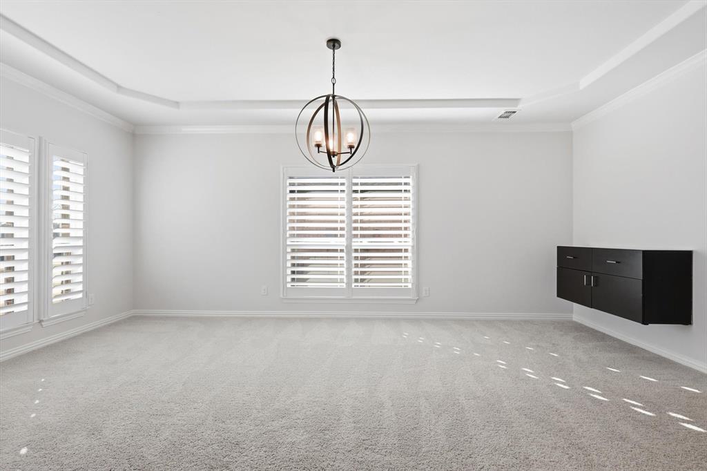 521 Christie Crossing