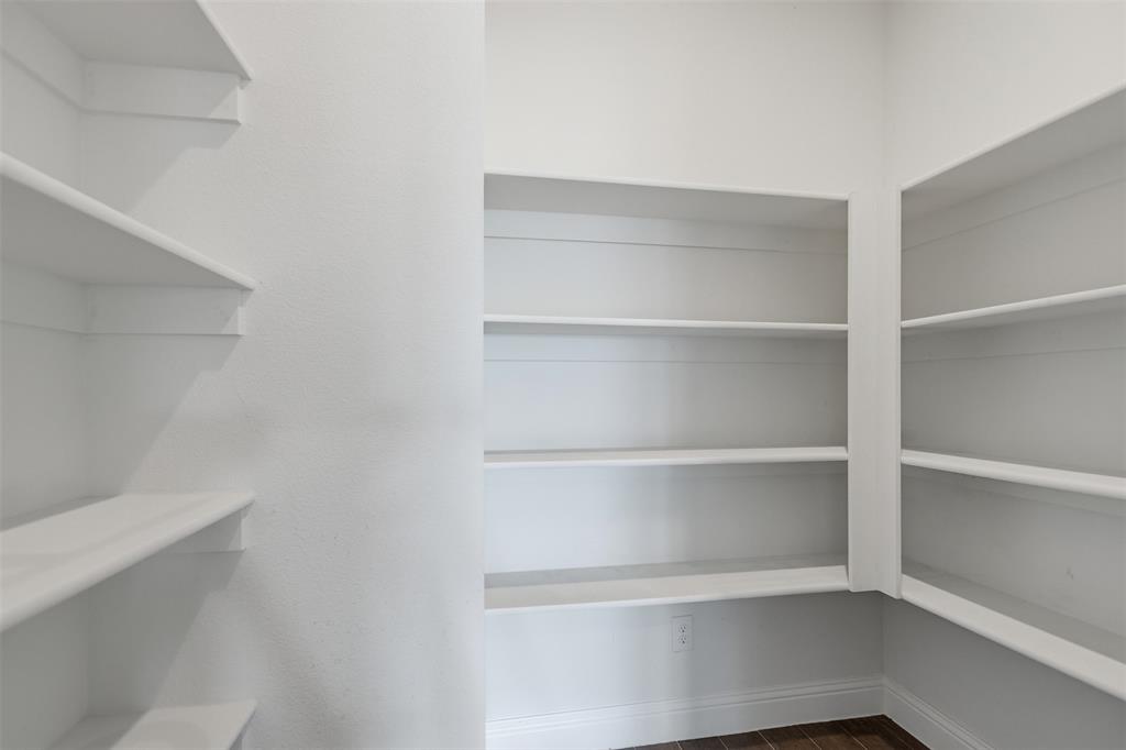 Live Oak Crk - Residential