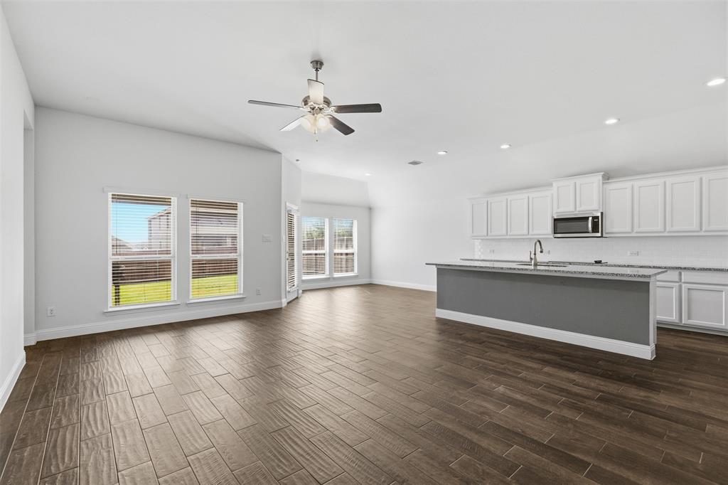 Live Oak Crk - Residential