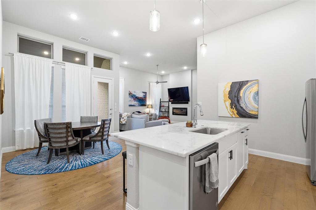 Apples Crossing - Residential