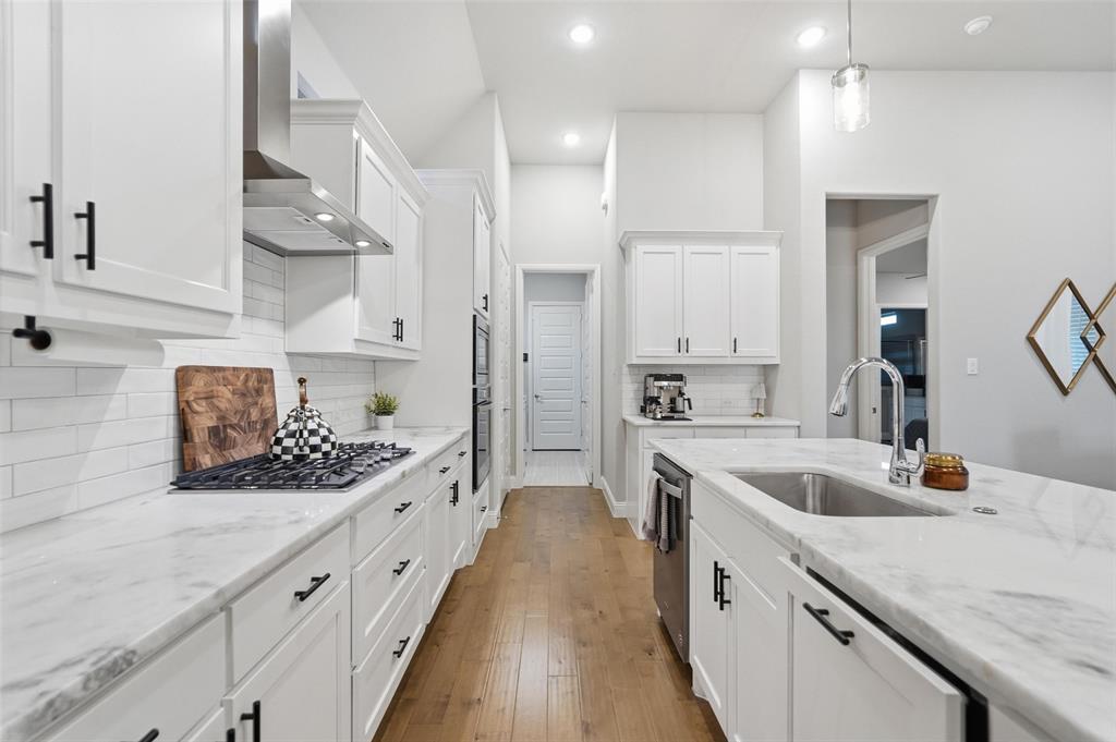 Apples Crossing - Residential