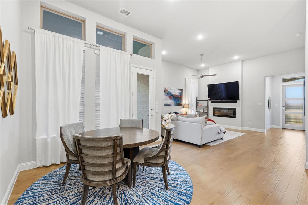 Apples Crossing - Residential