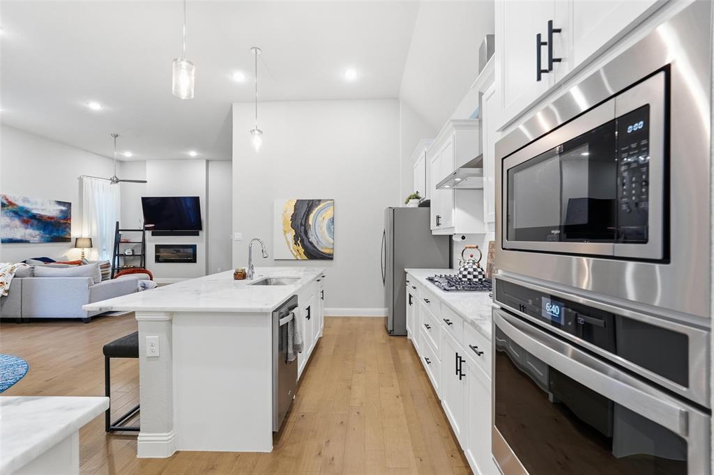 Apples Crossing - Residential