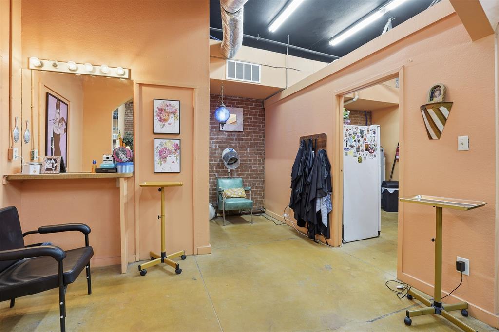 Original Cleburn - Commercial Sale