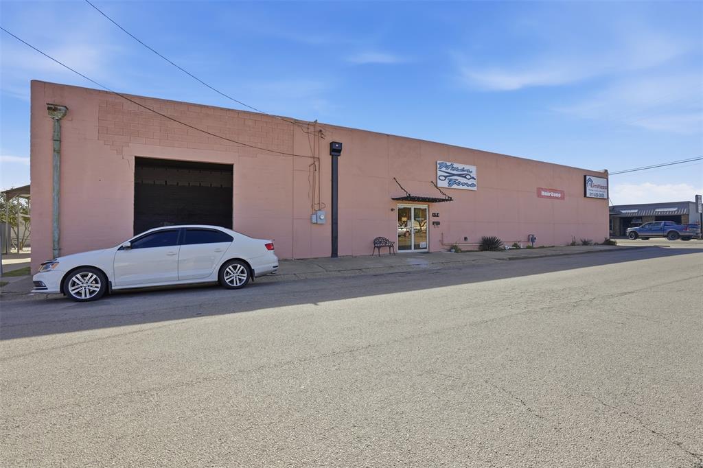 Original Cleburn - Commercial Sale