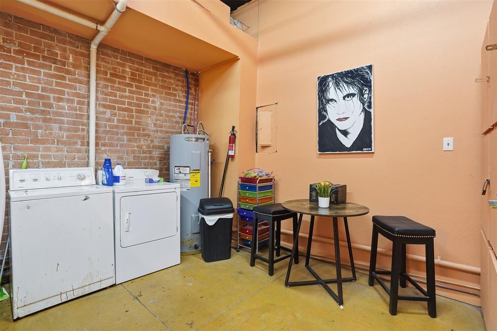 Original Cleburn - Commercial Sale