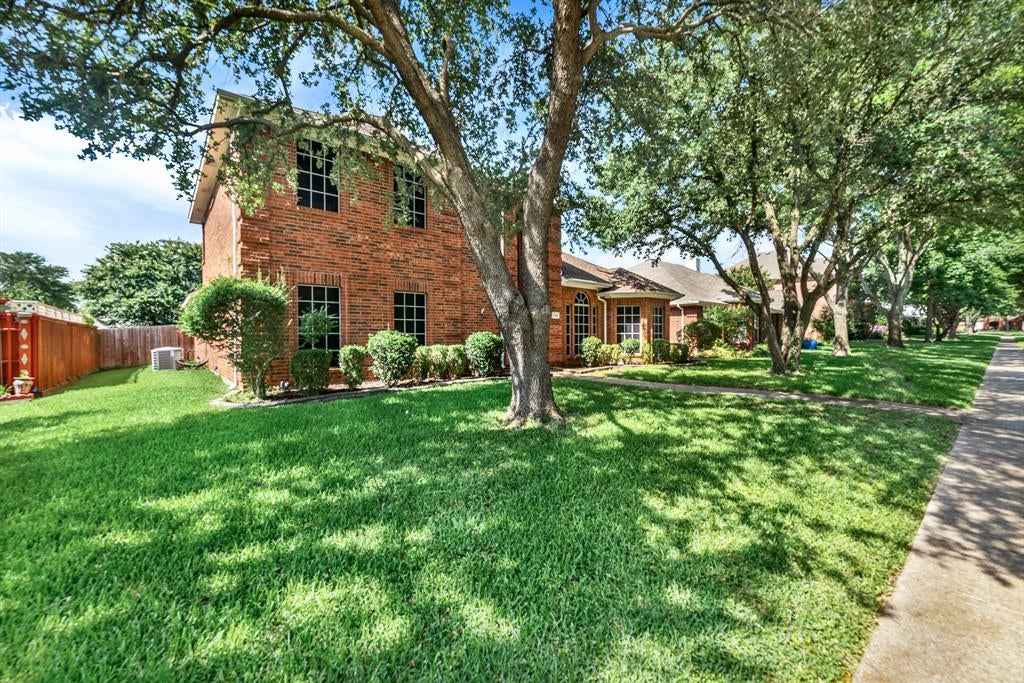 706 Green Apple Drive