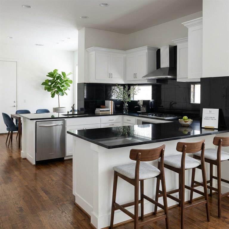 Lafoy Place - Residential