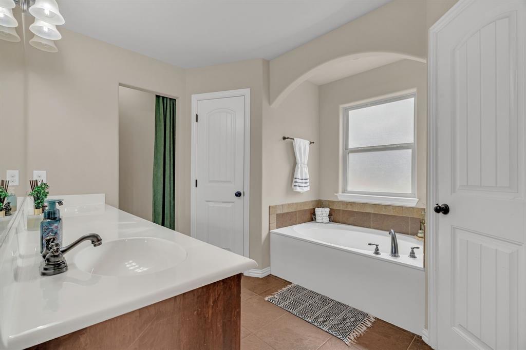 Rumfield Plaza - Residential