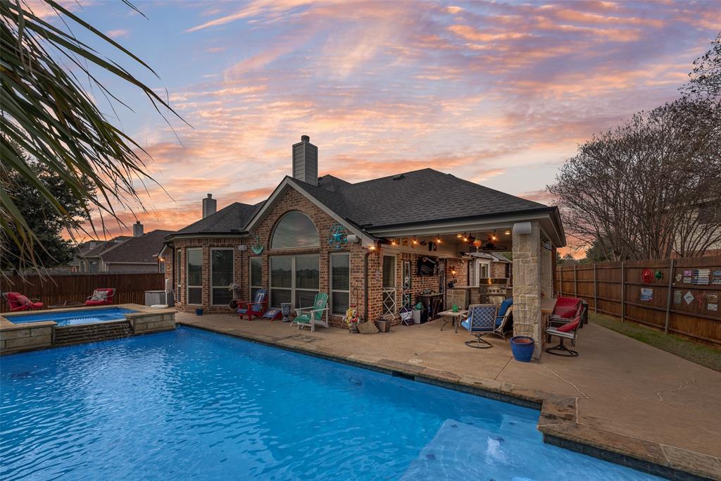 2435 Beachview Drive