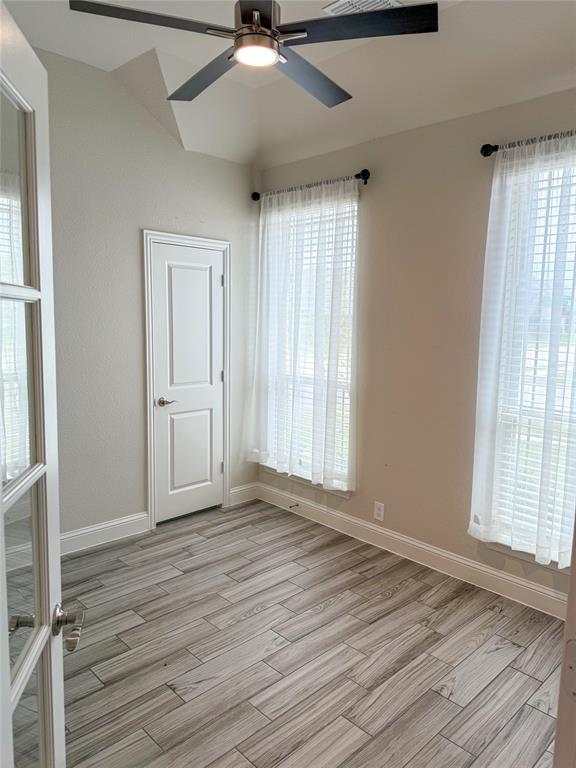 2700 Richard St Street