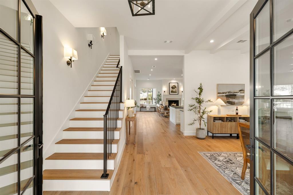 Williams Caruth - Residential