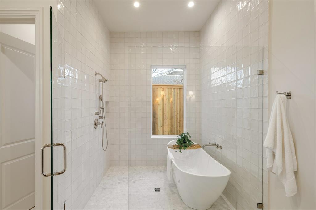 Williams Caruth - Residential