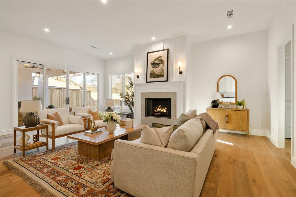 Williams Caruth - Residential