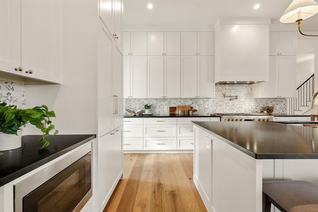 Williams Caruth - Residential