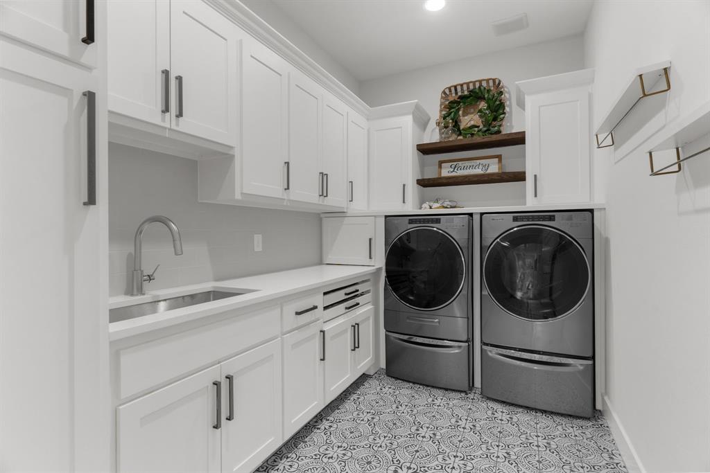 Farmstead, The - Residential