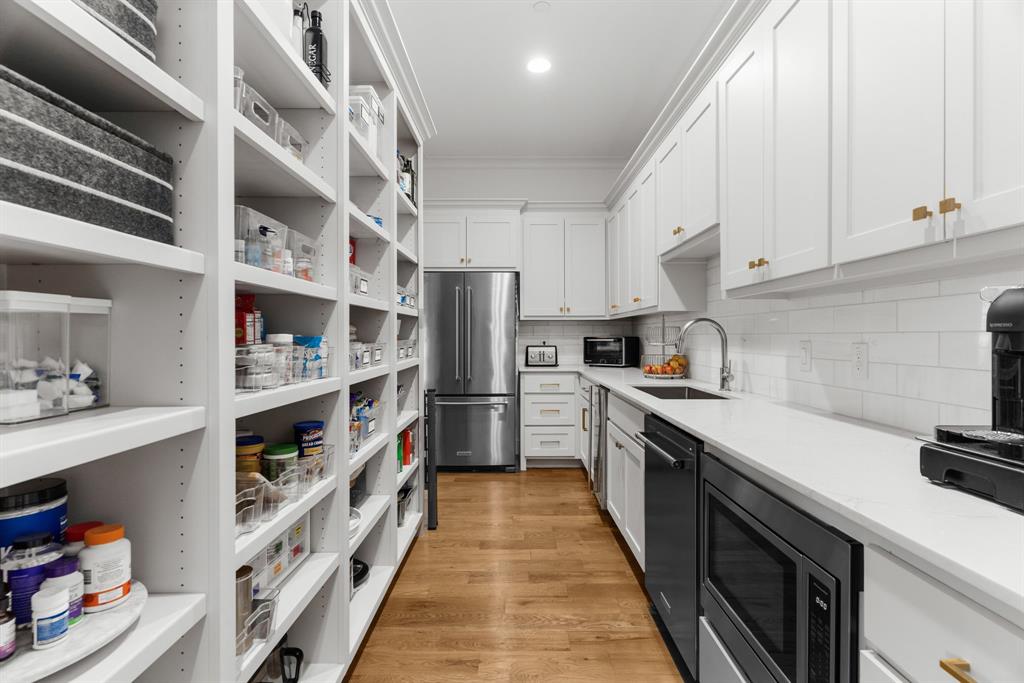 Farmstead, The - Residential