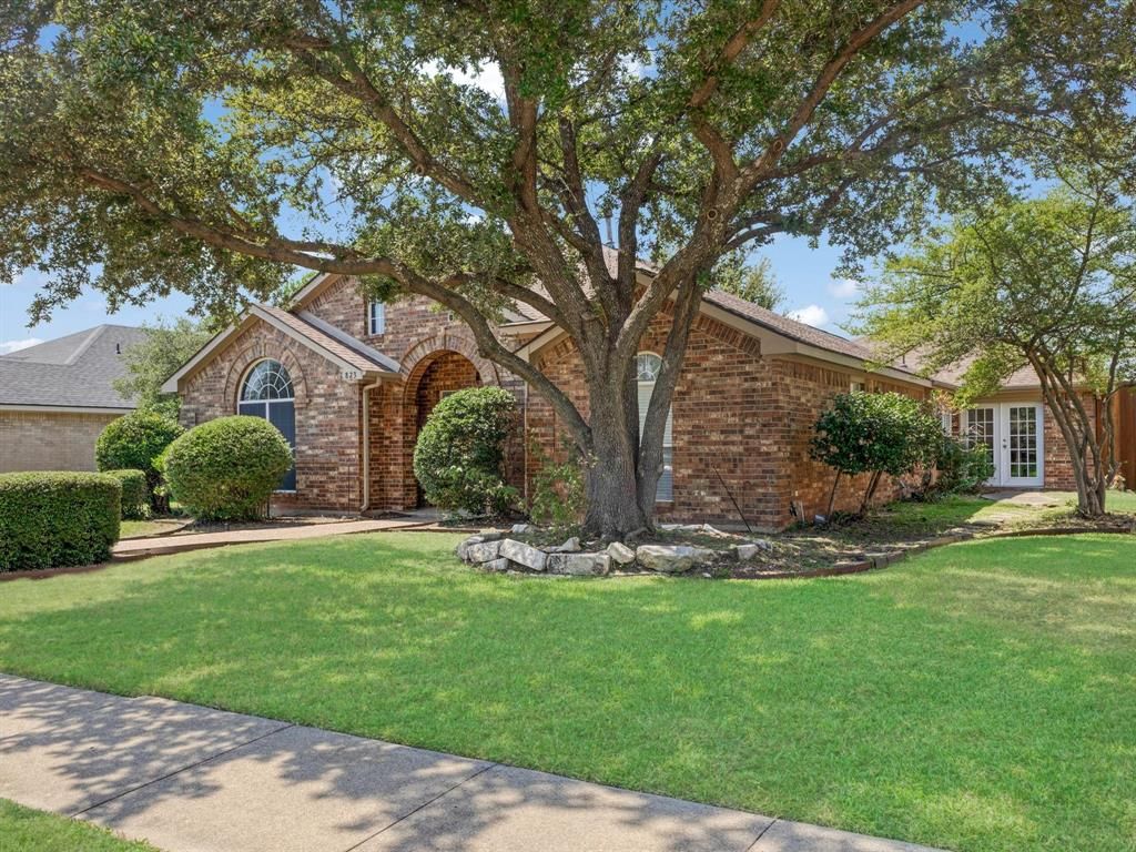Photo of 823 Ashley Place, Mesquite, TX 75181 (MLS # 21060118)
