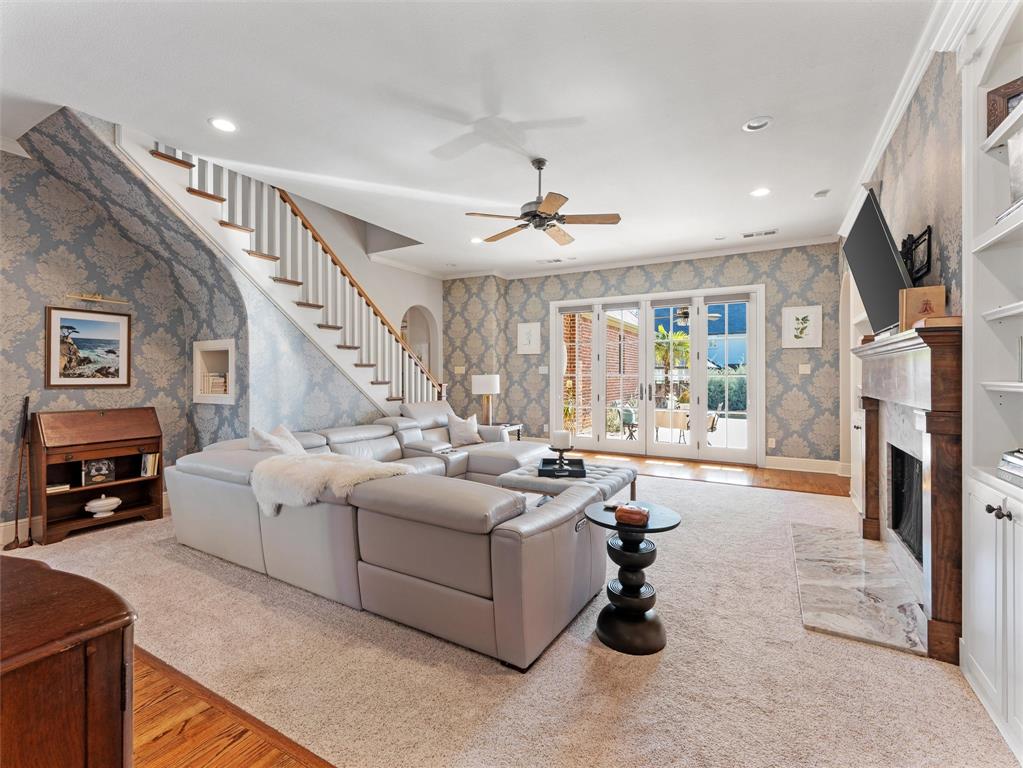 2114 Castle Creek Drive