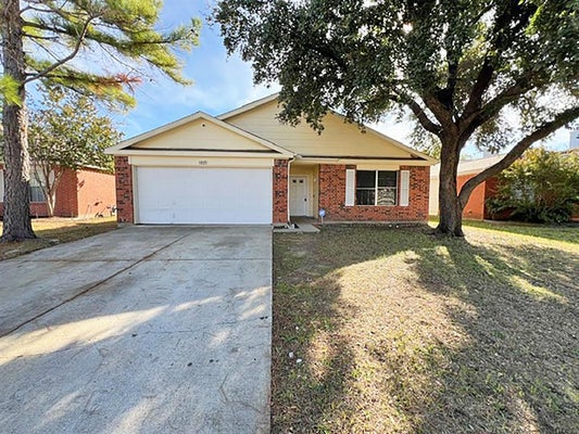1021 BEECHWOOD DR, DENTON, TX 76210 - Image 6332d2b503f6ca7dc0b1cbf7d836633d/645029170