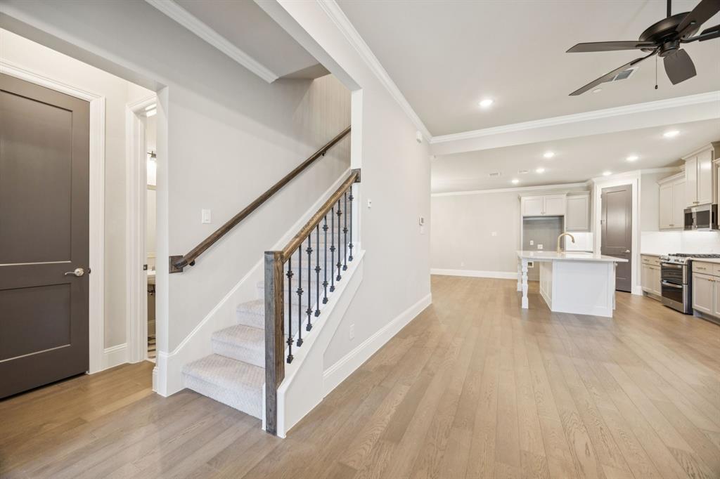 305 Sunset Lane 102