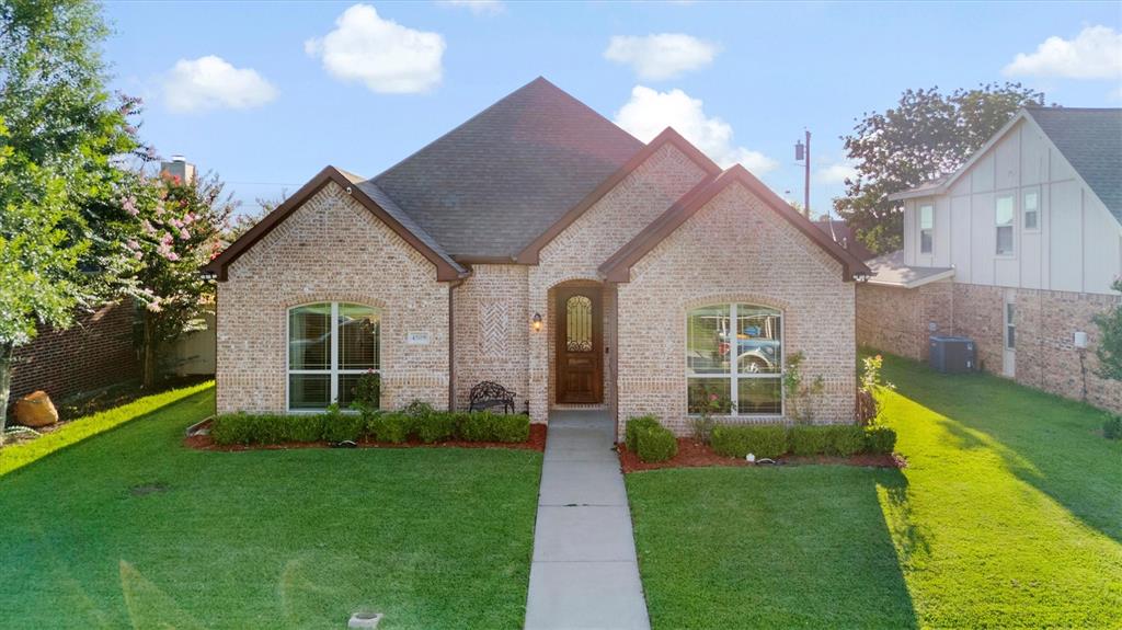 4509 Mariner Drive