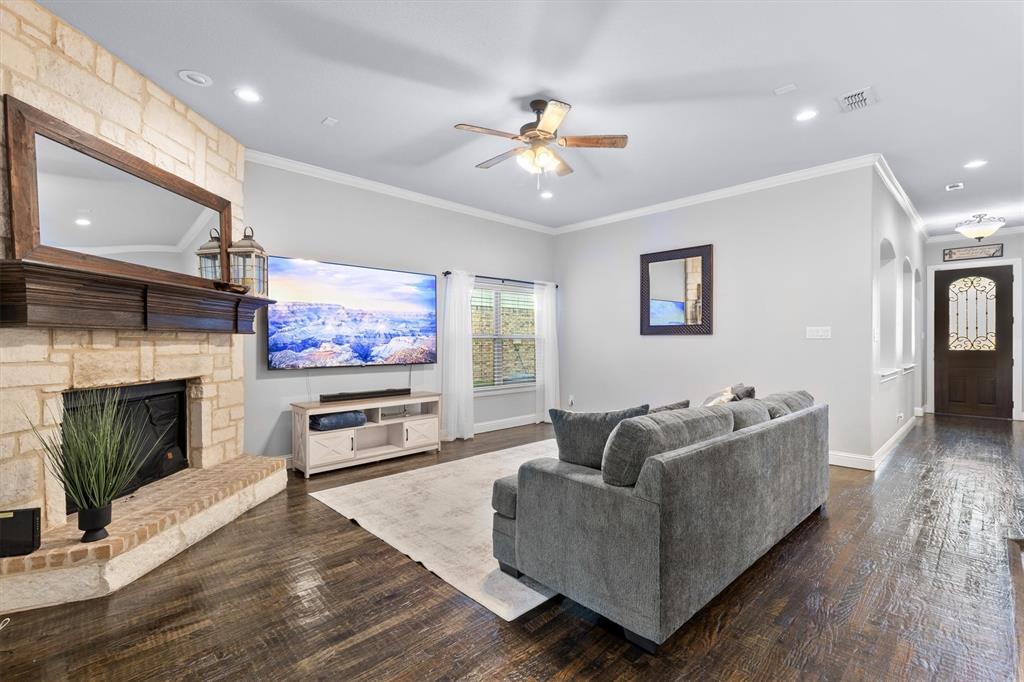 4509 Mariner Drive