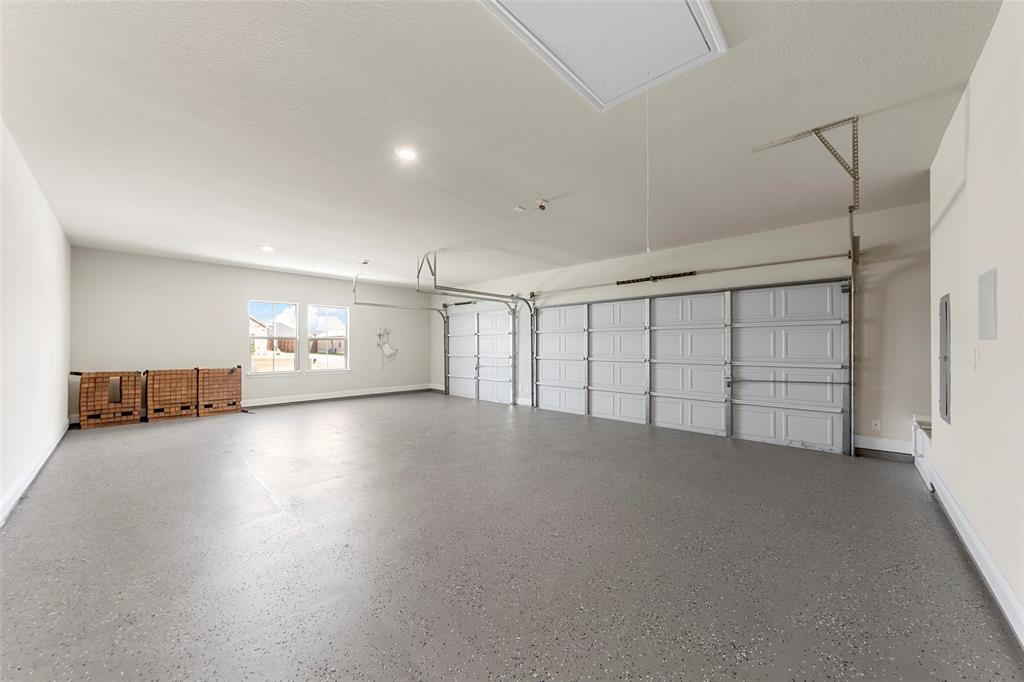 High Meadow Est, Ph II - Residential