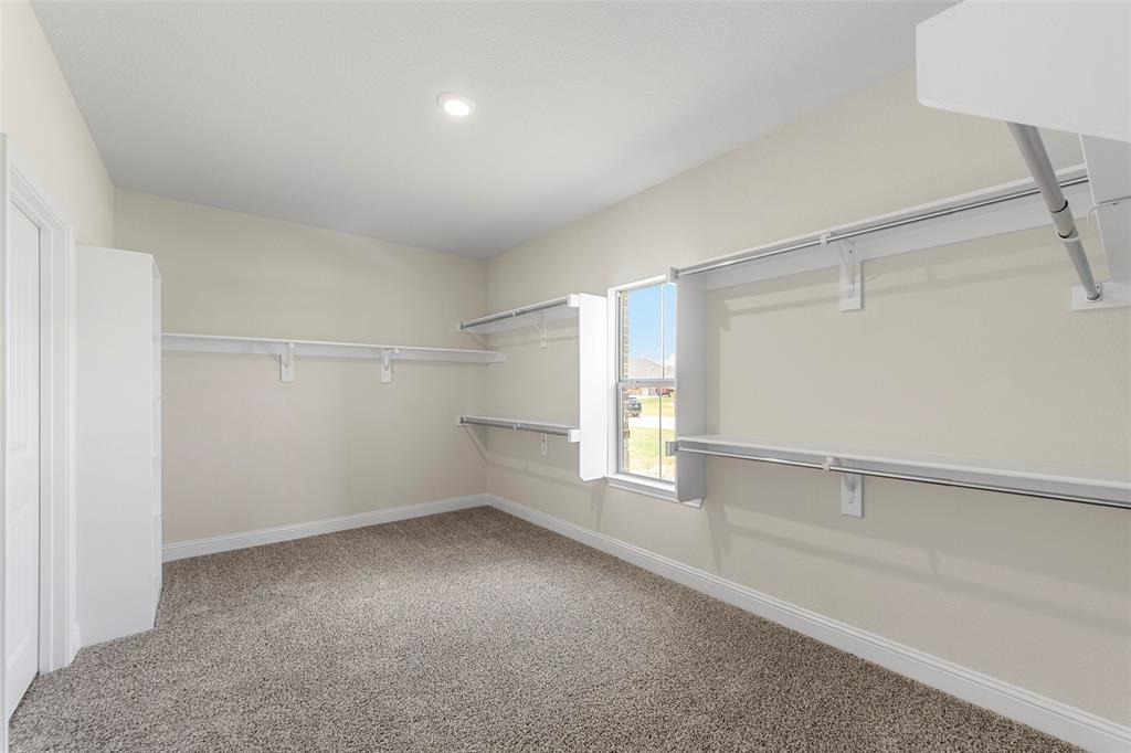 High Meadow Est, Ph II - Residential