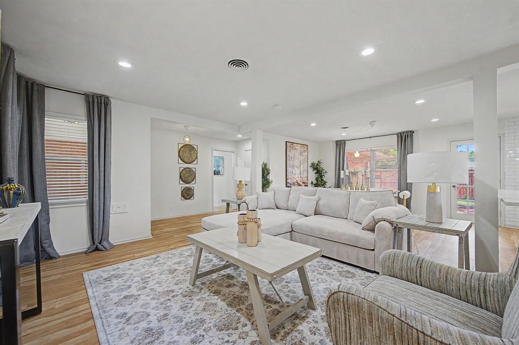 8046 Fall River Drive