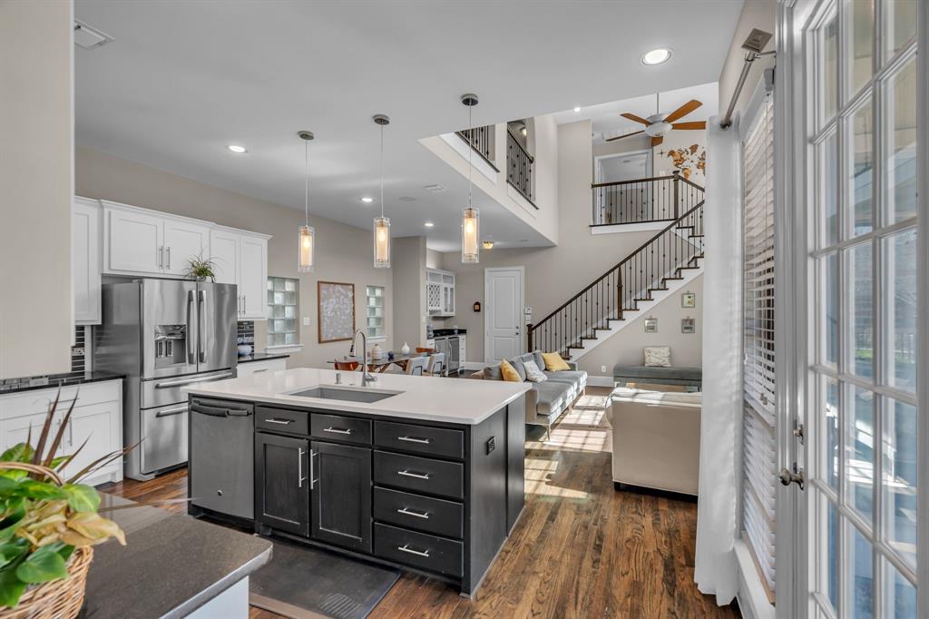 350 Loma Alta Drive