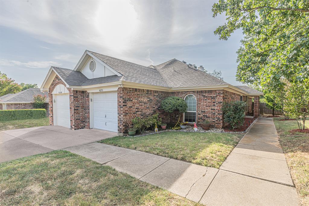 9269 Meandering Drive