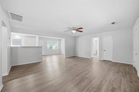 Tiny photo for 2926 N Prairie Creek Road, Dallas, TX 75227 (MLS # 21100812)