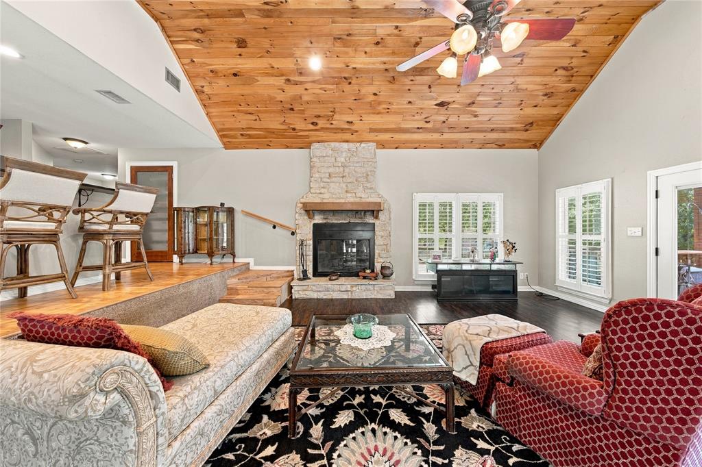 5280 Loma Vista