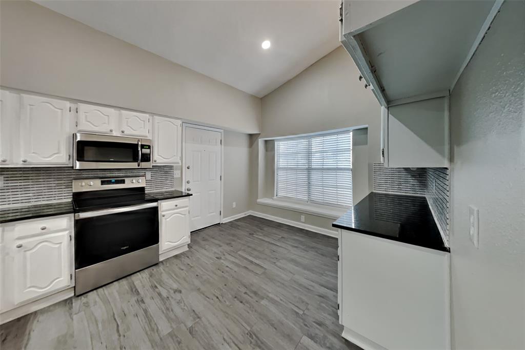 Seville Add Of The Highlands Ph I - Residential Lease