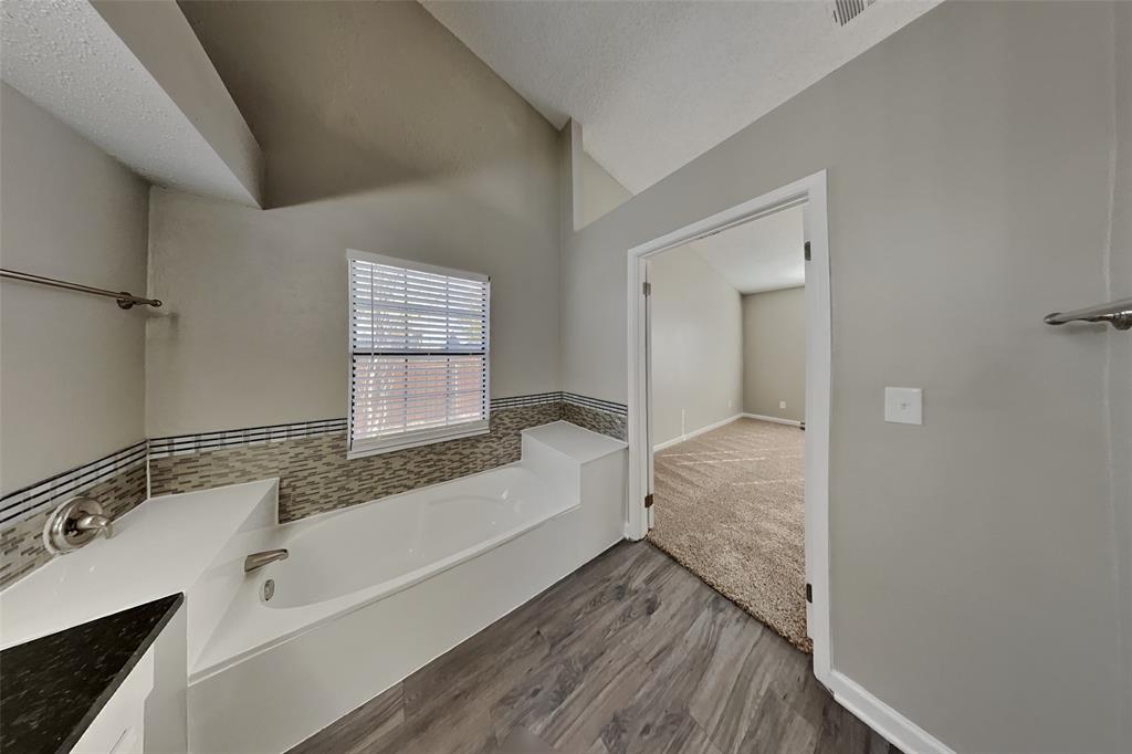 Seville Add Of The Highlands Ph I - Residential Lease