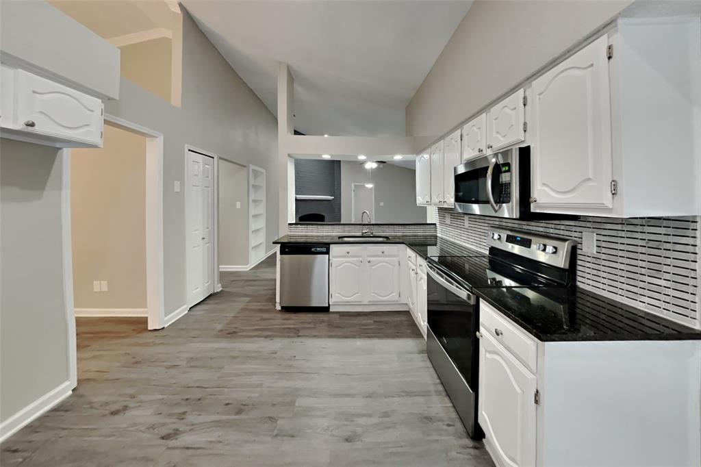 Seville Add Of The Highlands Ph I - Residential Lease