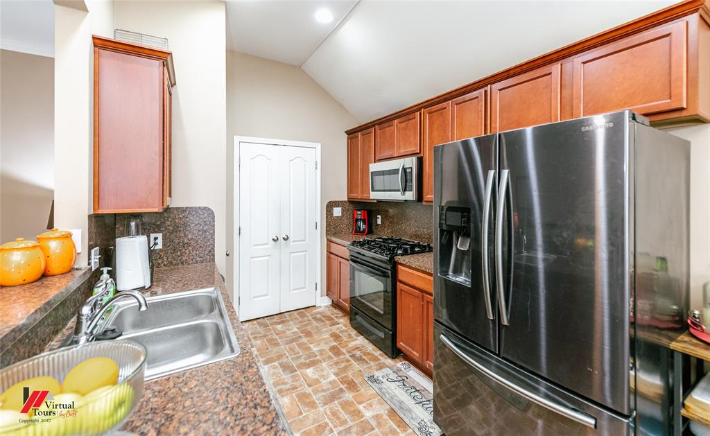 Redwood Place at Legacy - Residential