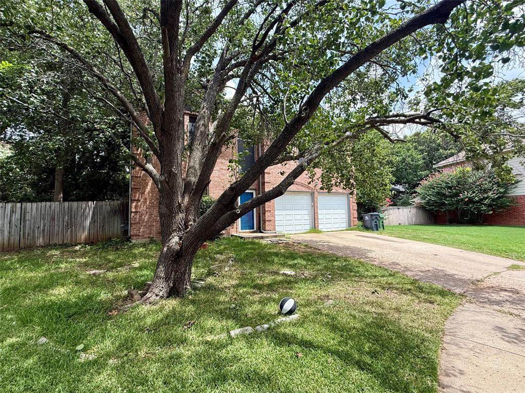 2419 Green Willow Court